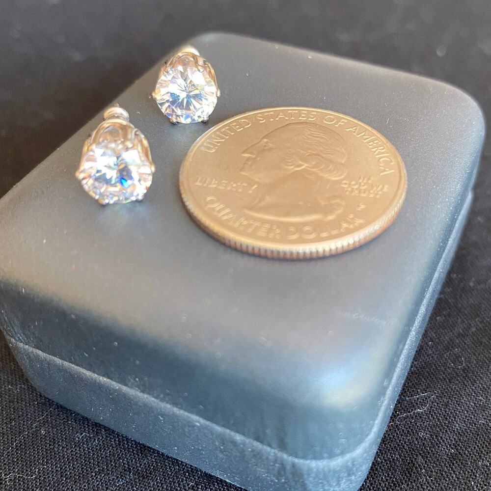 Swarovski Elements Stud Earrings - image 3